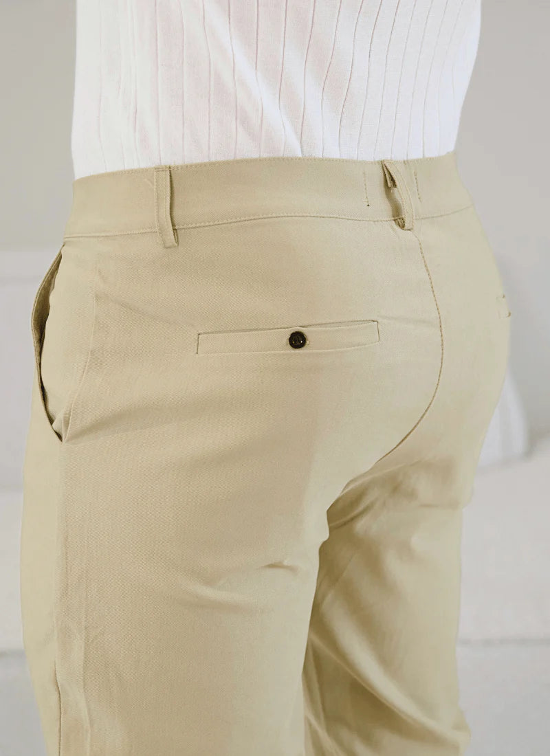 Chino Gentleman